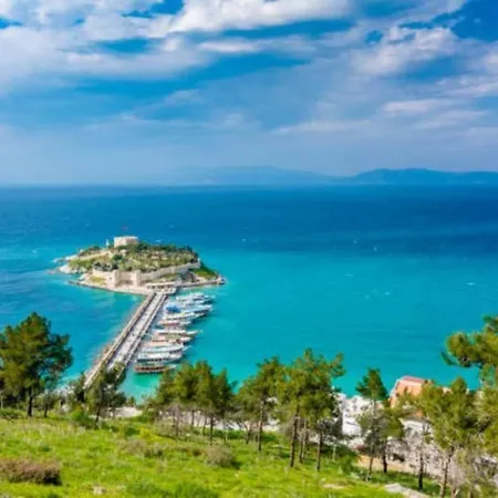 Design In 300m Zur Stadtmitte Kusadasi